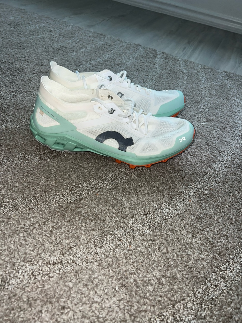 On Running Women's Cloudvista Trail Shoes - White & Mint